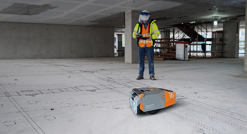 Bez metru a teodolitu: Robot „Dusty“ překreslí plány budovy rovnou na podlahu