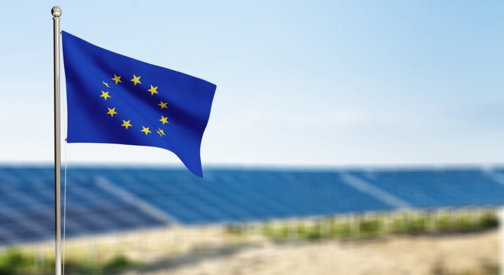 Komentář: Přechod na zelenou energetiku semele českou ekonomiku